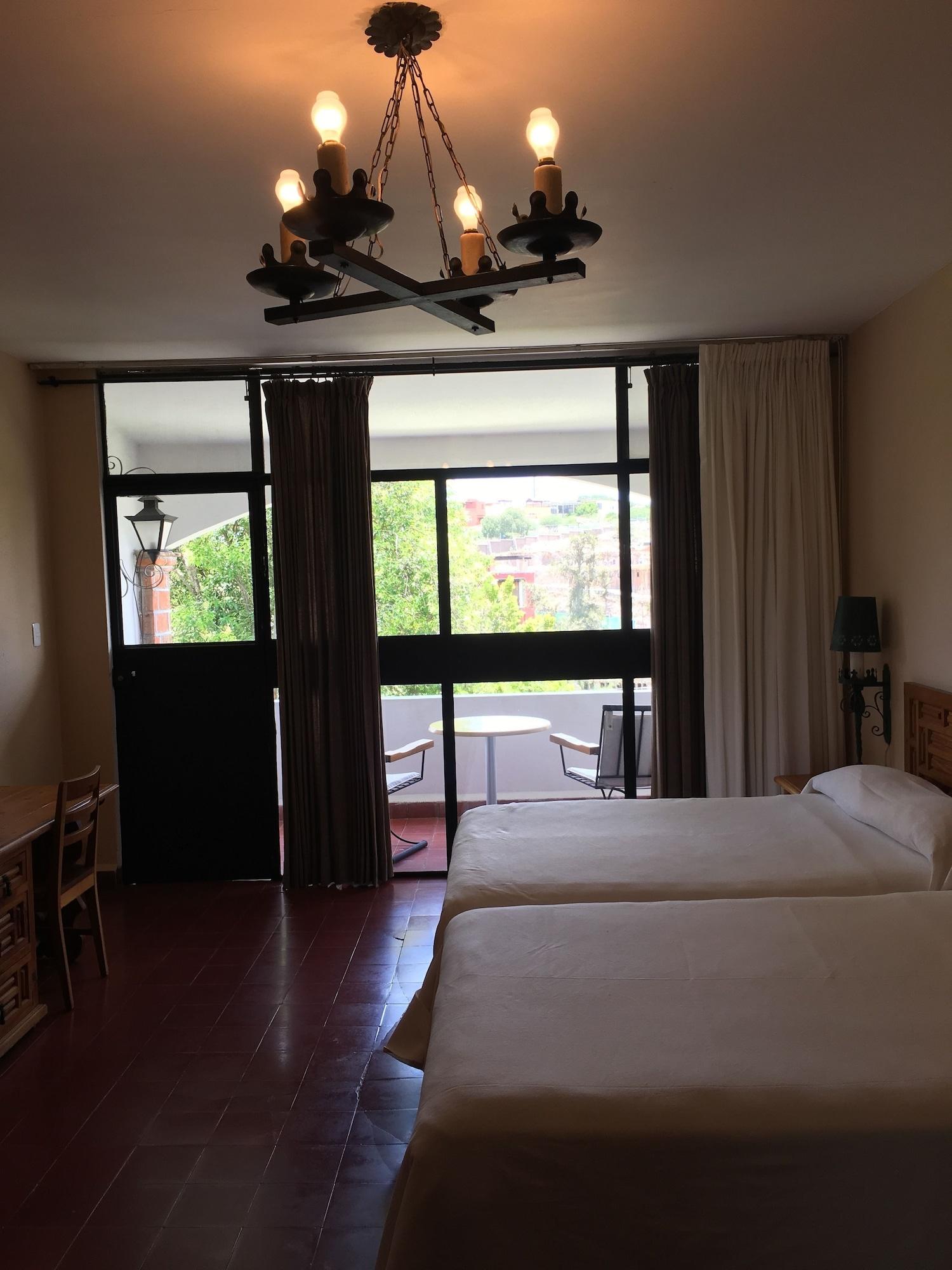 Rancho Hotel Atascadero ซานมิเกล เด อาเญนเด ภายนอก รูปภาพ
